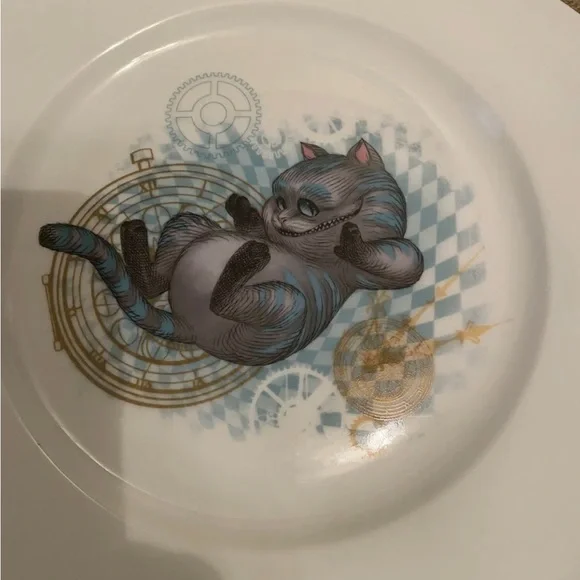 Disney’s Alice Through The Looking Glass Square Plates HTF!. New
